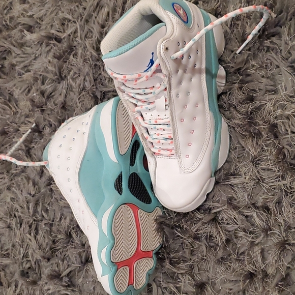 Jordan 13 - Picture 2 of 6